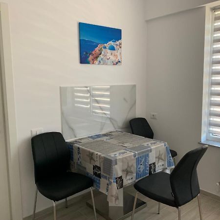 49Er Apartament Năvodari Esterno foto