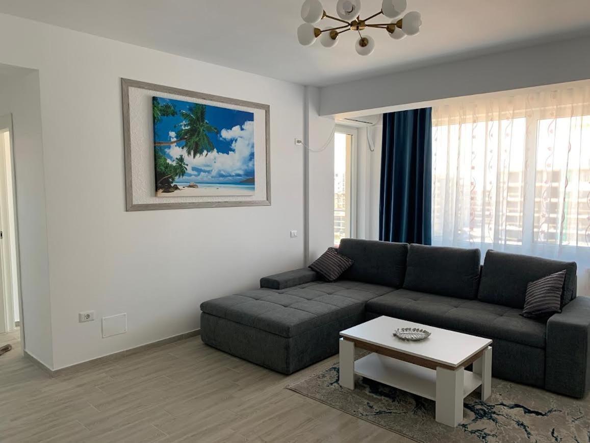 49Er Apartament Năvodari Esterno foto